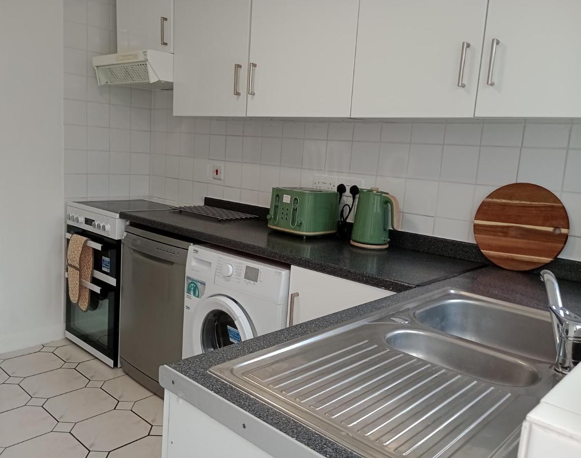 3Br House With Garden Near Bicester Village Buitenkant foto